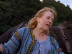 extant_XenaWarriorPrincess_1x01-SinsOfThePast_01976