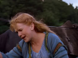 extant_XenaWarriorPrincess_1x01-SinsOfThePast_01980
