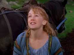 extant_XenaWarriorPrincess_1x01-SinsOfThePast_01996