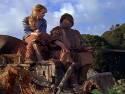 extant_XenaWarriorPrincess_1x01-SinsOfThePast_02024