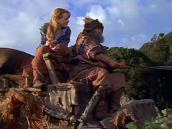 extant_XenaWarriorPrincess_1x01-SinsOfThePast_02029