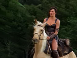 extant_XenaWarriorPrincess_1x01-SinsOfThePast_02088