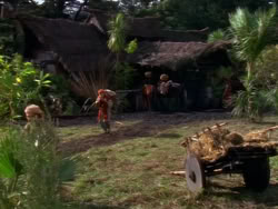 extant_XenaWarriorPrincess_1x01-SinsOfThePast_02121