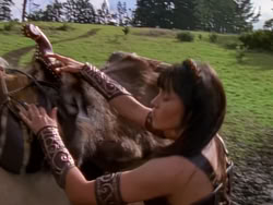 extant_XenaWarriorPrincess_1x01-SinsOfThePast_02133