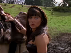 extant_XenaWarriorPrincess_1x01-SinsOfThePast_02134