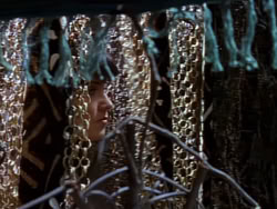 extant_XenaWarriorPrincess_1x01-SinsOfThePast_02144