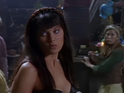 extant_XenaWarriorPrincess_1x01-SinsOfThePast_02166