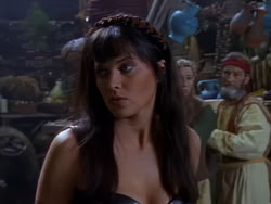 extant_XenaWarriorPrincess_1x01-SinsOfThePast_02167