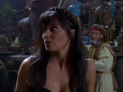 extant_XenaWarriorPrincess_1x01-SinsOfThePast_02168