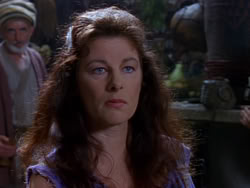 extant_XenaWarriorPrincess_1x01-SinsOfThePast_02199