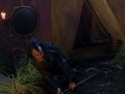 extant_XenaWarriorPrincess_1x01-SinsOfThePast_02329