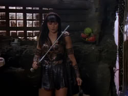 extant_XenaWarriorPrincess_1x01-SinsOfThePast_02438