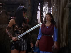extant_XenaWarriorPrincess_1x01-SinsOfThePast_02442
