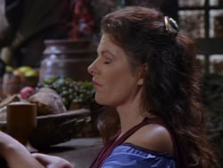 extant_XenaWarriorPrincess_1x01-SinsOfThePast_02482