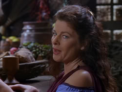 extant_XenaWarriorPrincess_1x01-SinsOfThePast_02485