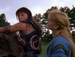extant_XenaWarriorPrincess_1x01-SinsOfThePast_02729
