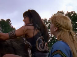 extant_XenaWarriorPrincess_1x01-SinsOfThePast_02734