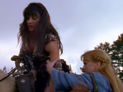 extant_XenaWarriorPrincess_1x01-SinsOfThePast_02748