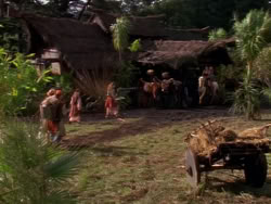 extant_XenaWarriorPrincess_1x01-SinsOfThePast_02757