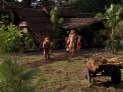extant_XenaWarriorPrincess_1x01-SinsOfThePast_02764
