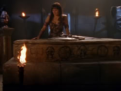 extant_XenaWarriorPrincess_1x01-SinsOfThePast_02803
