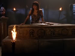 extant_XenaWarriorPrincess_1x01-SinsOfThePast_02804