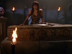 extant_XenaWarriorPrincess_1x01-SinsOfThePast_02807