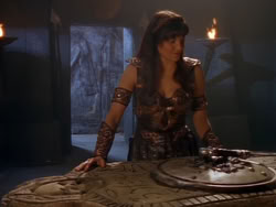 extant_XenaWarriorPrincess_1x01-SinsOfThePast_02826