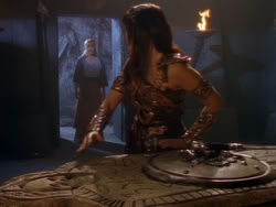 extant_XenaWarriorPrincess_1x01-SinsOfThePast_02865