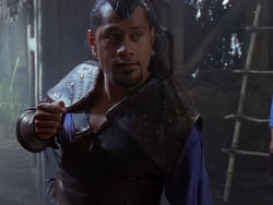 extant_XenaWarriorPrincess_1x01-SinsOfThePast_02996