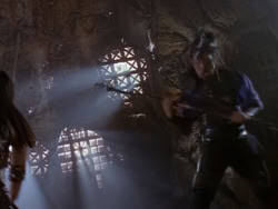 extant_XenaWarriorPrincess_1x01-SinsOfThePast_03178