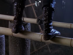 extant_XenaWarriorPrincess_1x01-SinsOfThePast_03207