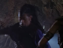 extant_XenaWarriorPrincess_1x01-SinsOfThePast_03253