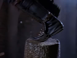 extant_XenaWarriorPrincess_1x01-SinsOfThePast_03270