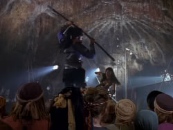 extant_XenaWarriorPrincess_1x01-SinsOfThePast_03311
