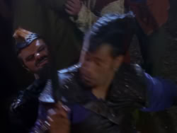 extant_XenaWarriorPrincess_1x01-SinsOfThePast_03320