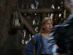 extant_XenaWarriorPrincess_1x01-SinsOfThePast_03331