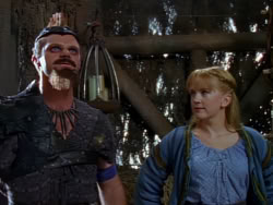 extant_XenaWarriorPrincess_1x01-SinsOfThePast_03334