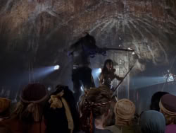 extant_XenaWarriorPrincess_1x01-SinsOfThePast_03351