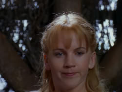 extant_XenaWarriorPrincess_1x01-SinsOfThePast_03356