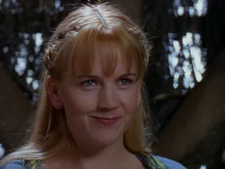 extant_XenaWarriorPrincess_1x01-SinsOfThePast_03359