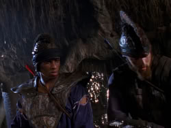 extant_XenaWarriorPrincess_1x01-SinsOfThePast_03399