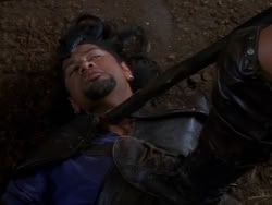 extant_XenaWarriorPrincess_1x01-SinsOfThePast_03415
