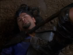 extant_XenaWarriorPrincess_1x01-SinsOfThePast_03416