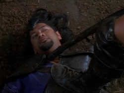 extant_XenaWarriorPrincess_1x01-SinsOfThePast_03444