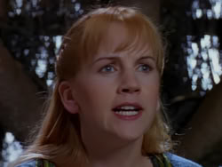 extant_XenaWarriorPrincess_1x01-SinsOfThePast_03459