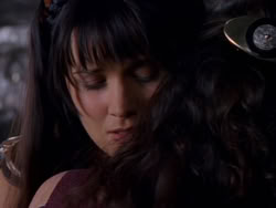 extant_XenaWarriorPrincess_1x01-SinsOfThePast_03539