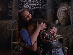 extant_XenaWarriorPrincess_1x01-SinsOfThePast_03546
