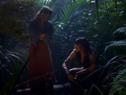 extant_XenaWarriorPrincess_1x01-SinsOfThePast_03585