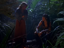 extant_XenaWarriorPrincess_1x01-SinsOfThePast_03586